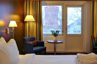 Отель Hotel Kalliohovi Раума Улучшенный номер с кроватью размера «king-size»-8